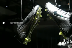 Mnet 162886 Nike Cleats