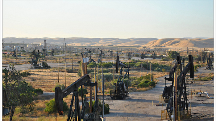 Mnet 116825 Oil Field Loco Steve