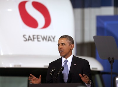 Mnet 163119 Obama Safeway