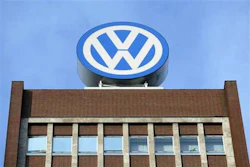 Mnet 33042 Vw Building