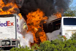 Mnet 33394 Fedex Bus