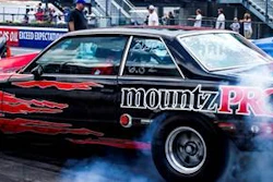 Mnet 33578 Mountz Car