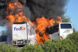 Mnet 33970 Fedex Bus2