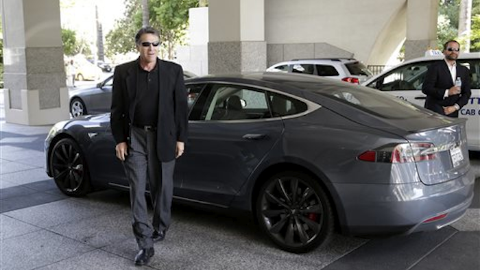 Mnet 34374 Perry Tesla