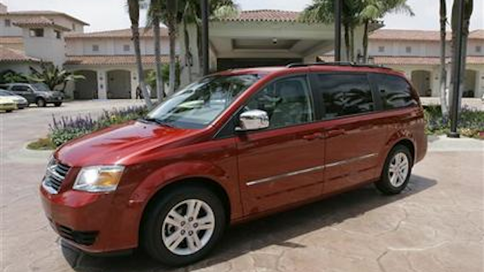 Mnet 34770 Dodge Caravan