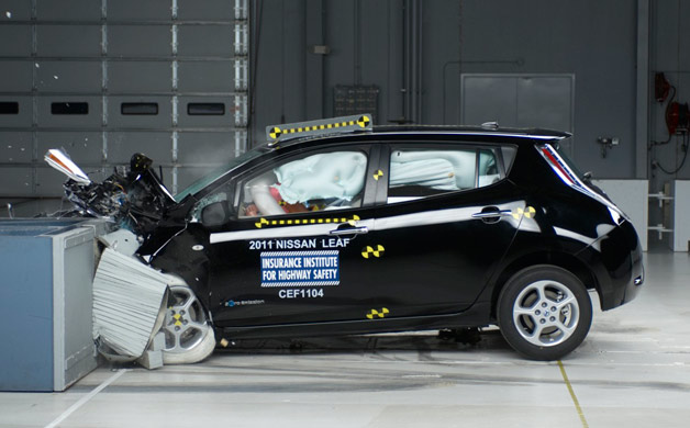 Mnet 35300 Nissan Leaf Crash Test Iihs