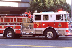 Mnet 35834 Dcfd Fire Department Fire Truck 2010 09 07 1