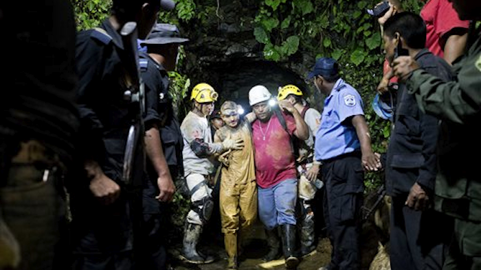 Mnet 118395 Nic Trapped Miners 0