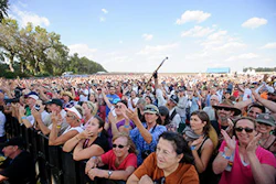 Mnet 118611 Oil Pipeline Protest Erns 0