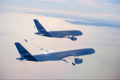 Mnet 37195 Airbus Family Flight Air To Air A350 Xwb A380 1