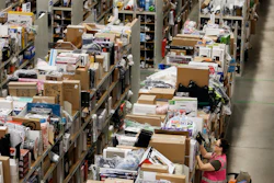 Mnet 184579 Holiday Shopping Cybe Minn 0