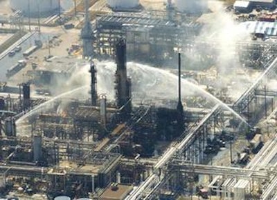 Mnet 41199 Txrefineryfire 0