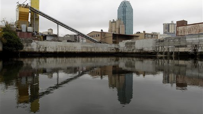 Mnet 166937 New York Factory 1