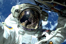 Mnet 42898 Space Selfie For Blog 0