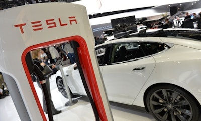 Mnet 167475 Tesla 1