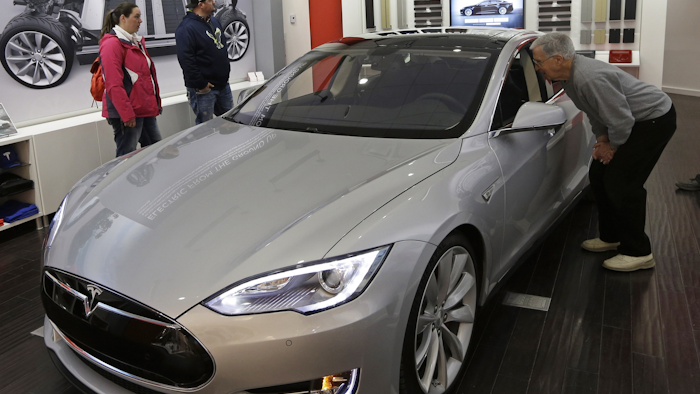 Mnet 185831 Tesla 30