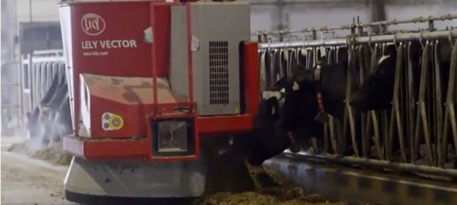 Mnet 43261 Cow Robots