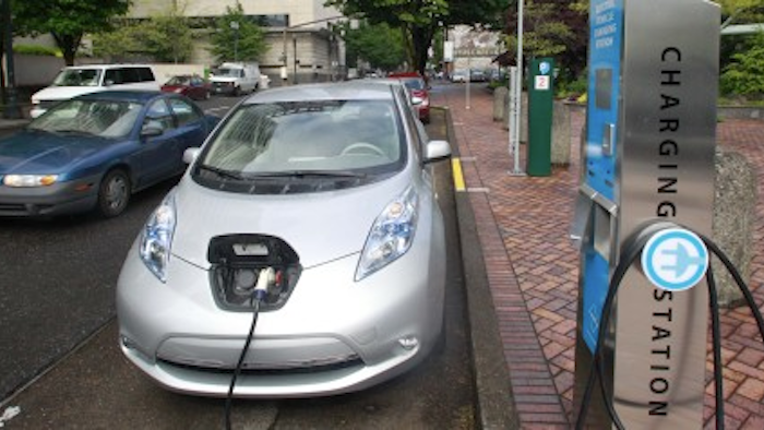 Mnet 186576 N Us Electric Car Charging Large570 0