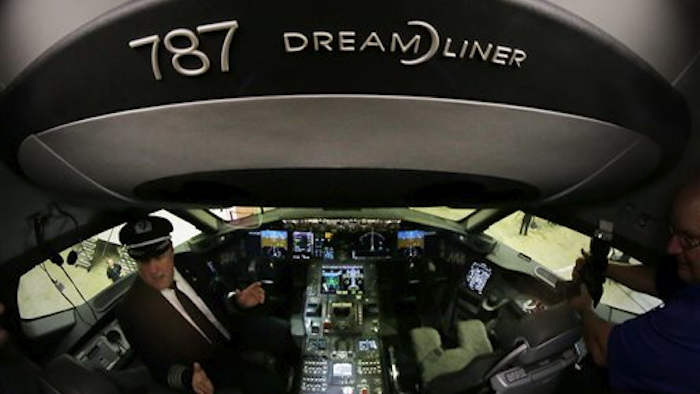 Mnet 168762 Dreamliner 1