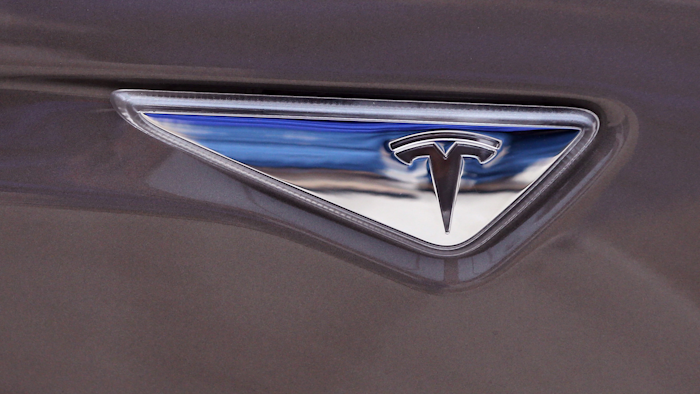 Mnet 186907 Earns Tesla Minn 1 0