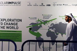Mnet 40957 Solar Plane 1