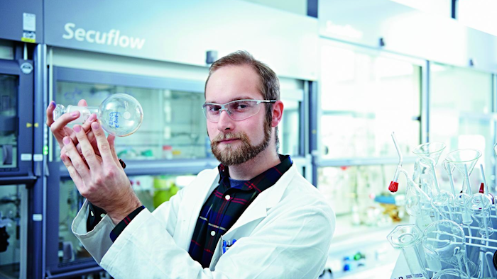 Mnet 44985 Solarchemist 0