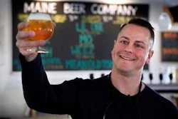 Mnet 45416 Little Beers Big Business Ap 0