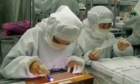 Mnet 169436 Foxconn Workers 0