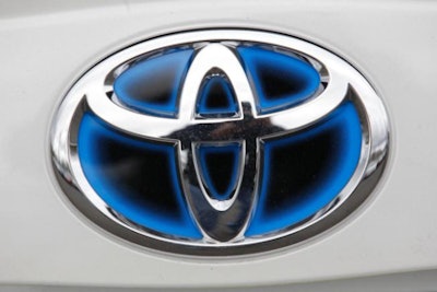 Mnet 45928 Toyota Logo