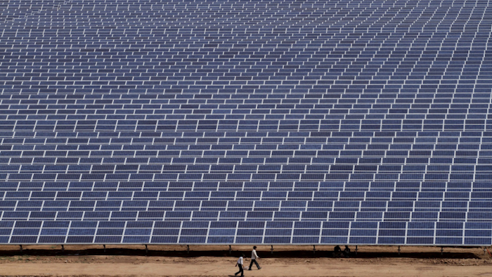 Mnet 46180 Giant Solar Array