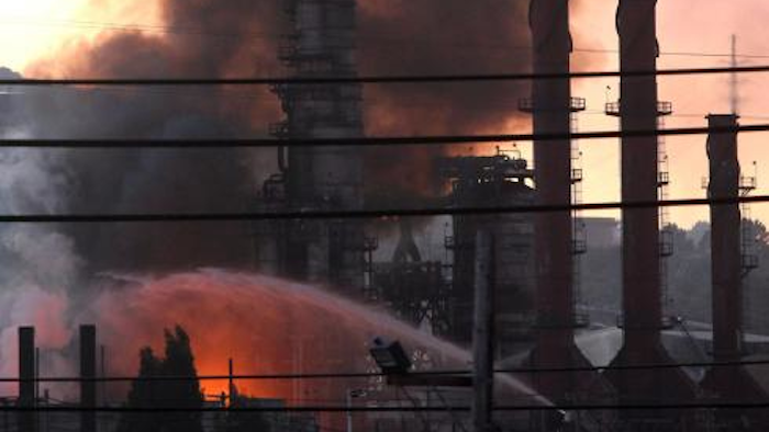 Mnet 170446 Chevronrefineryfire 1