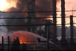 Mnet 46631 Chevronrefineryfire