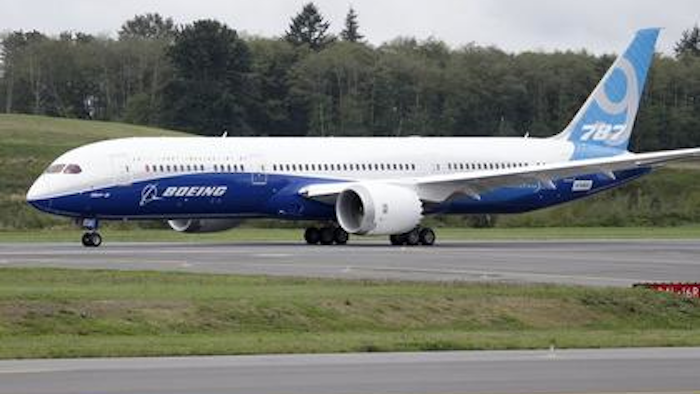 Mnet 47828 Boeing 787 Dreamliner