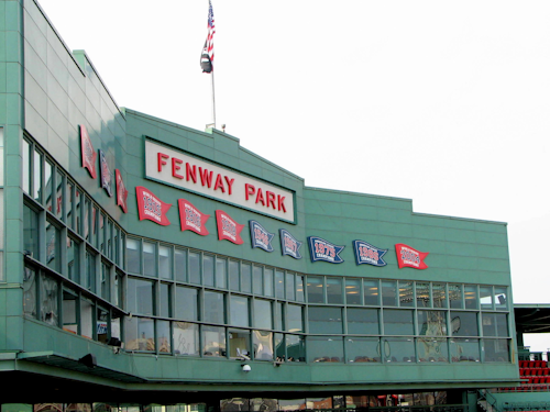 Mnet 121802 Fenwaypark 0