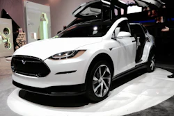 Mnet 171204 Tesla Model X