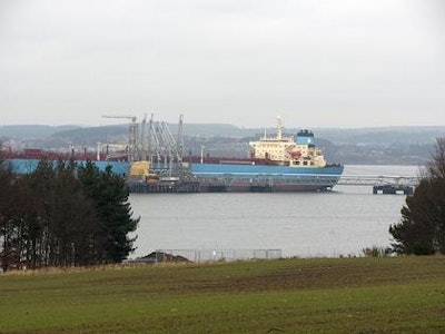 Mnet 171513 Maersk Producer At Hound Point Geograph 2942251