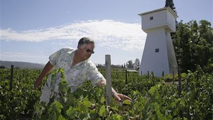 Mnet 49279 Frank Leeds Cali Wine 2 Ap