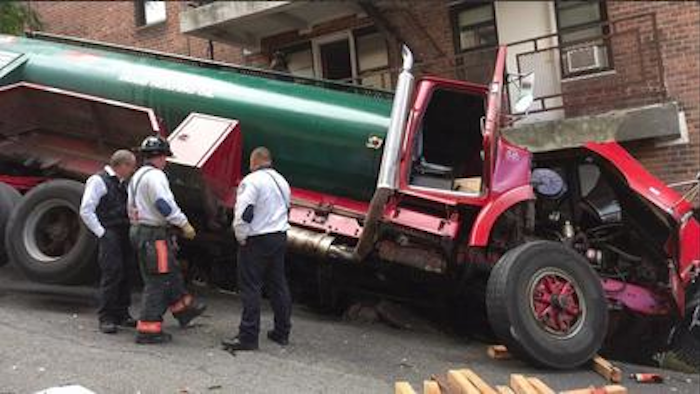 Mnet 49319 Ny Tanker Nbc New York