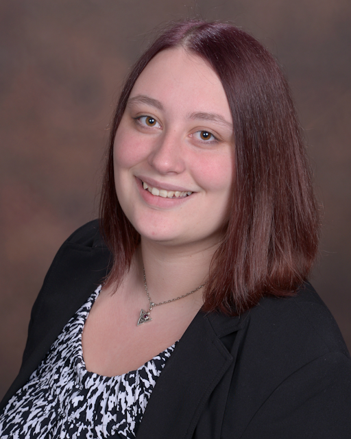 Bethe Croy, Associate Editor