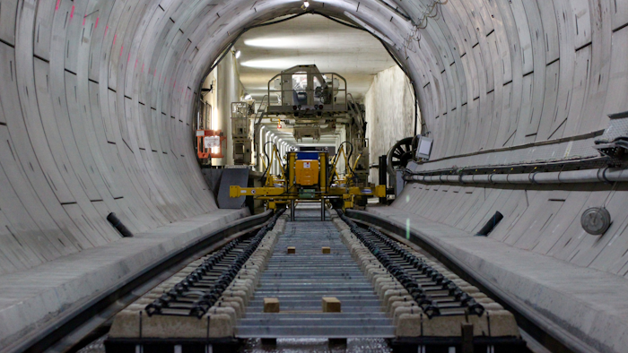 Mnet 51412 Crossrail Gantries