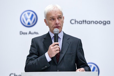 Volkswagen CEO Matthias Mueller speaks to workers at the German automaker’s lone U.S. plant in Chattanooga, Tenn. (AP Photo/Erik Schelzig)