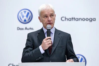 Volkswagen CEO Matthias Mueller speaks to workers at the German automaker’s lone U.S. plant in Chattanooga, Tenn. (AP Photo/Erik Schelzig)
