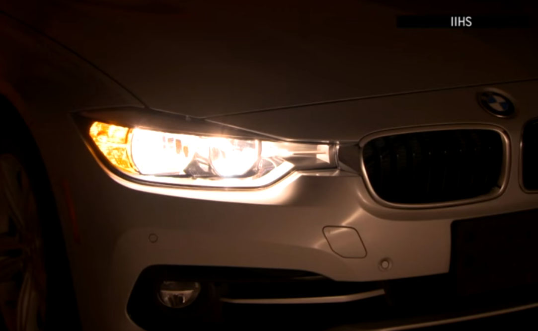 Mnet 172612 Ap Vid Headlights