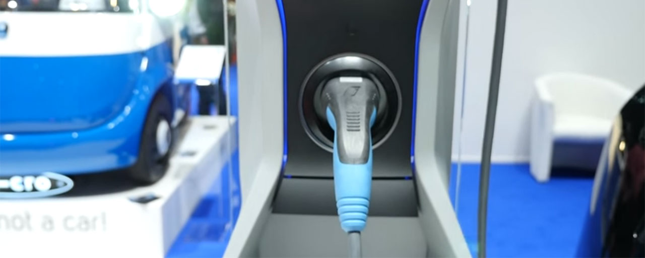 Mnet 191175 Car Charger