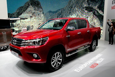 Mnet 191199 Toyota Hilux