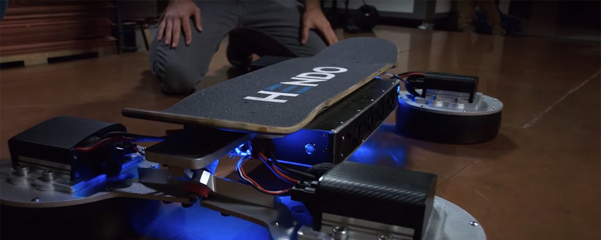 Riding The New Hendo Hoverboard 2.0