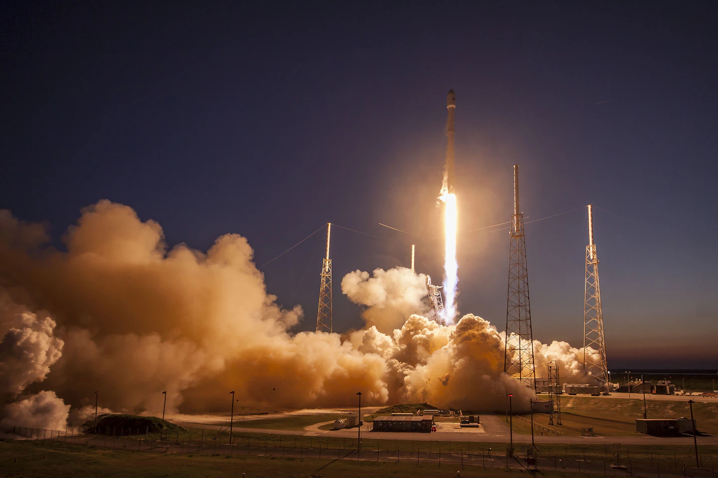 Spacex Launches Satellite But Fails To Land Rocket On Barge Manufacturing Net