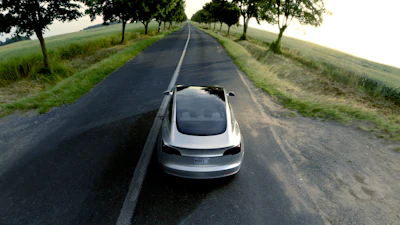 Mnet 191385 Tesla Lower Priced Ca Minn 1
