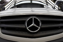 Mnet 191430 Mercedes