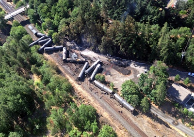 Mnet 123785 Train Derailment Parr